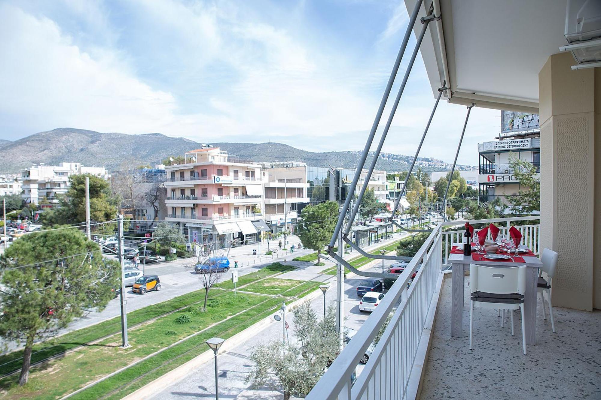 Appartement In Glyfada Center