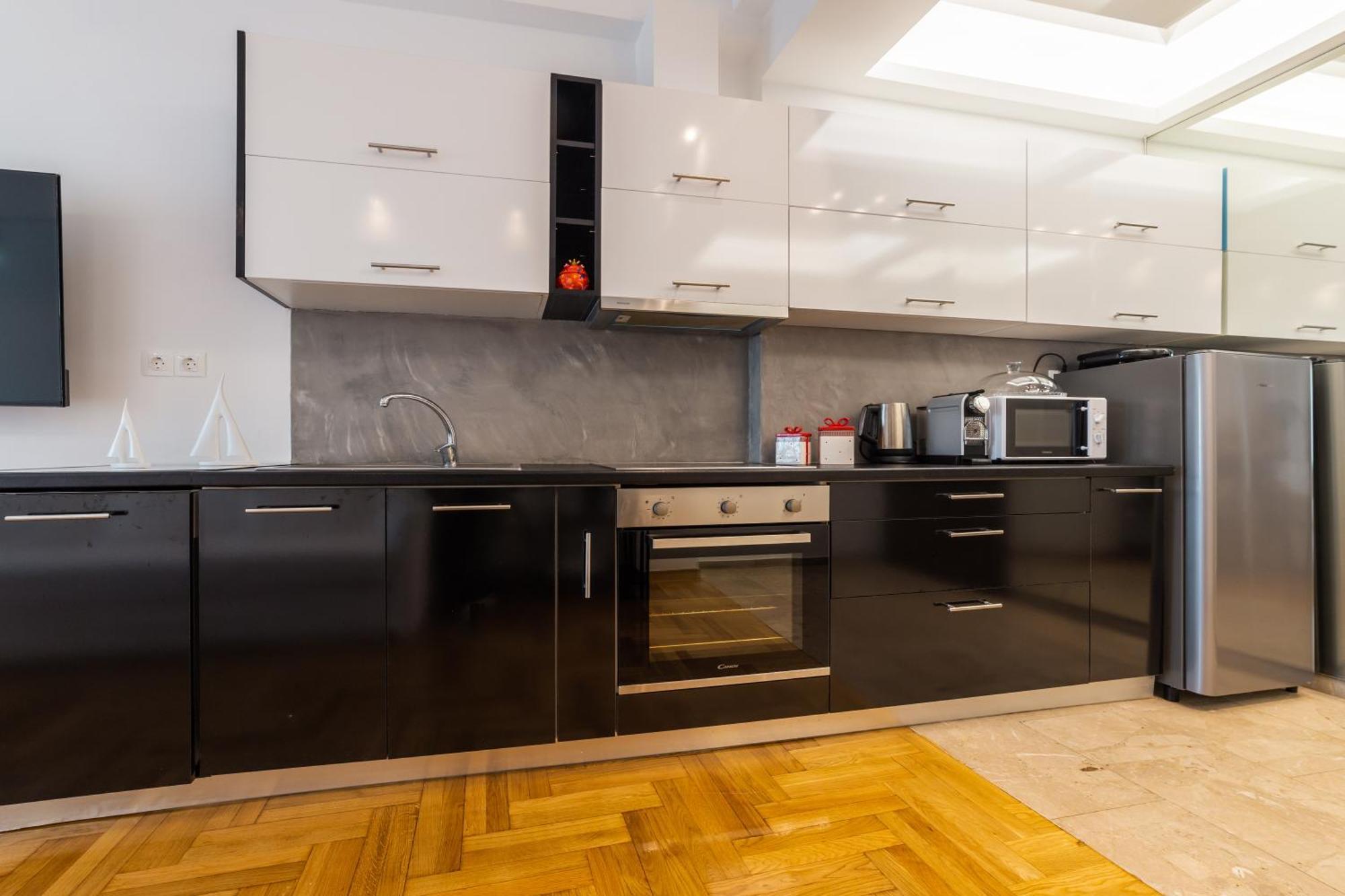 Appartement In Glyfada Center