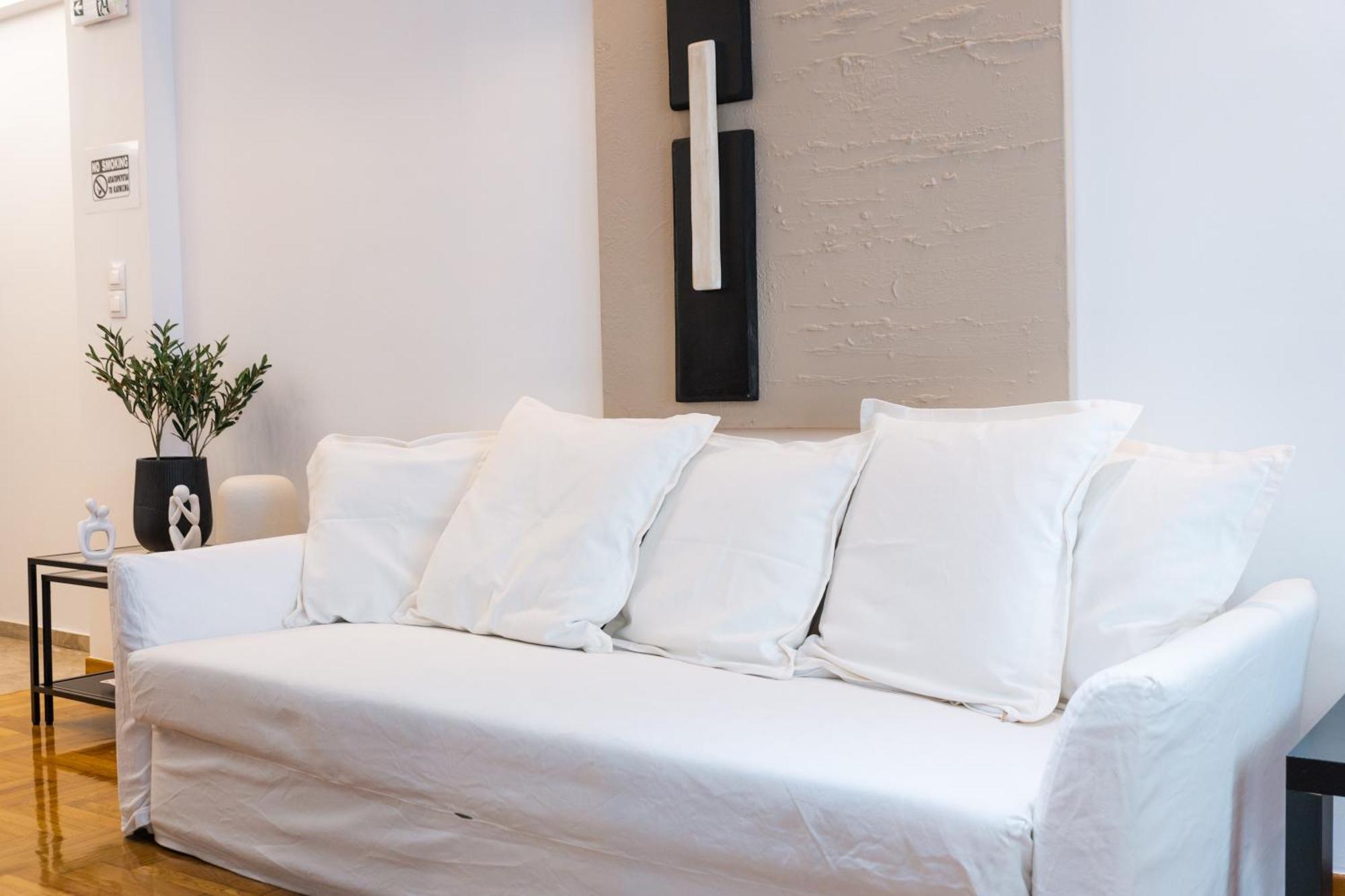 In Glyfada Center Apartament