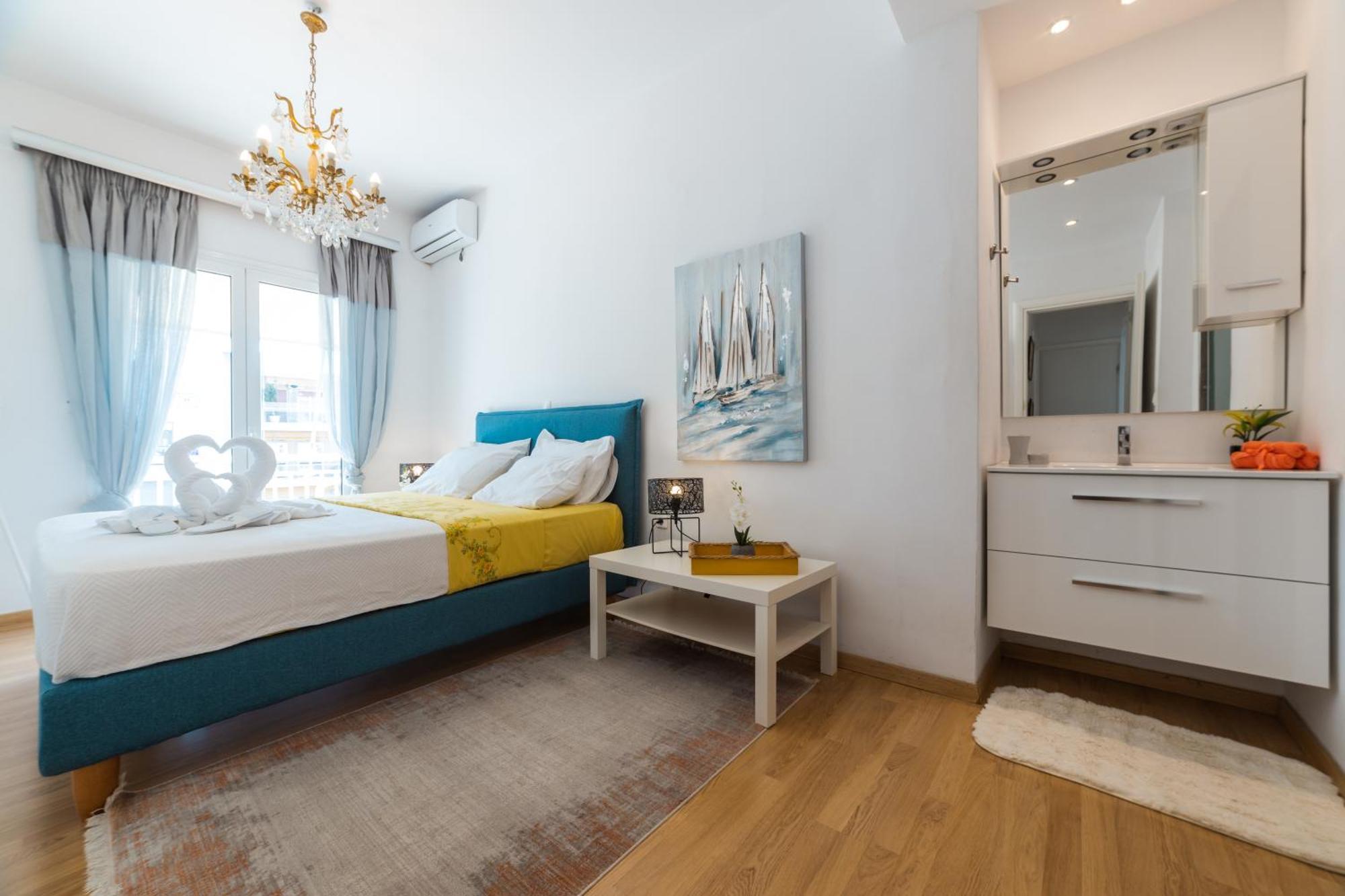 In Glyfada Center Apartament